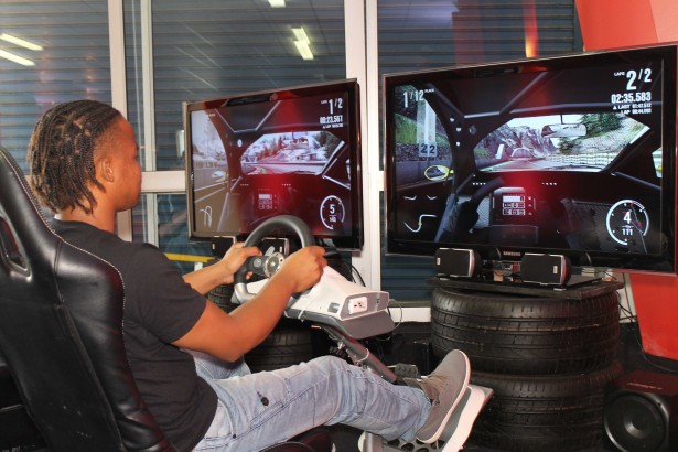 OpelOPC-Kyalami-RacingCockpit-2013-03-05-03